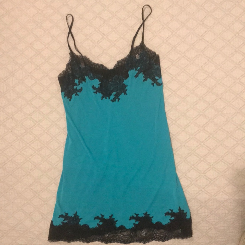 Natori lace slip dress !